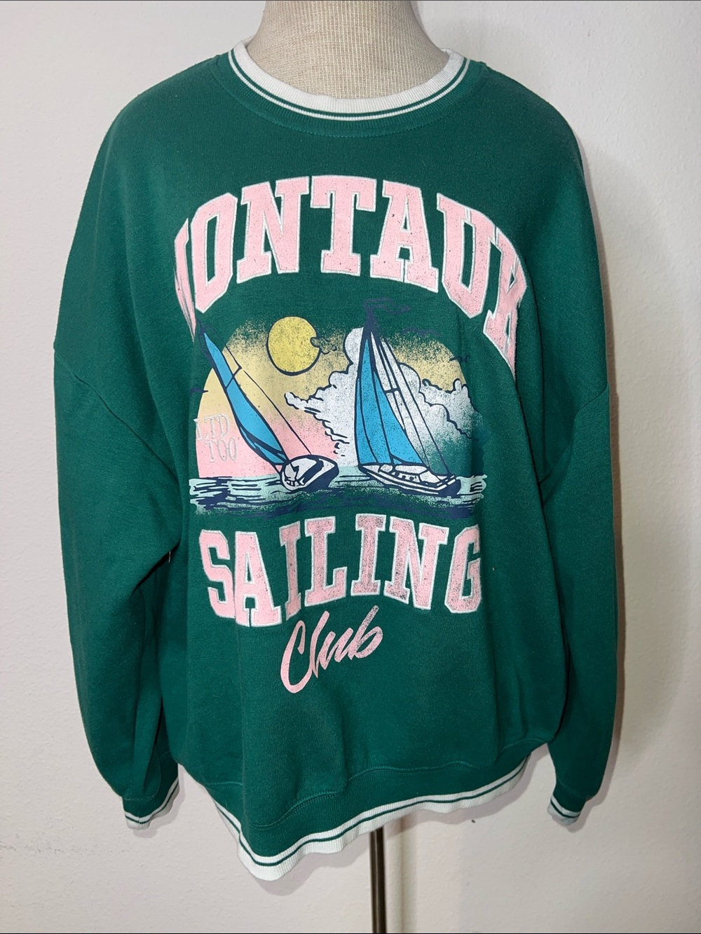 Limited Too Vintage Montauk Sailing Club Crewneck